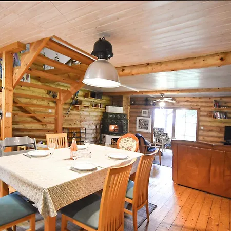 Chalet Wooden House In Vysocina
